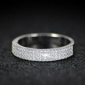 NEW Elegant Sparkling Zirconia Half Eternal Ring Size 6